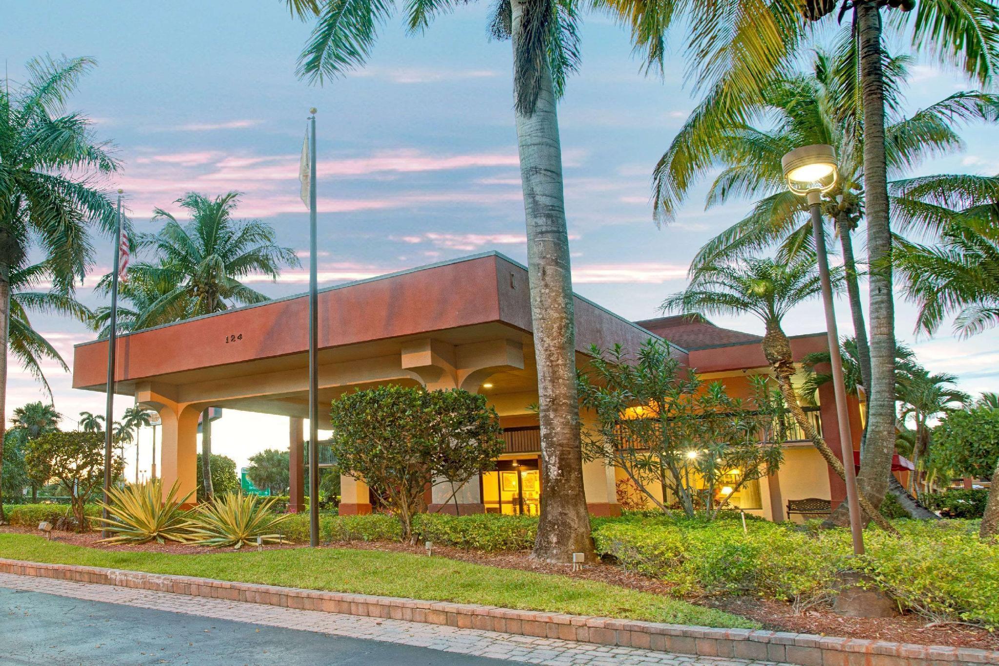 Days Inn By Wyndham Florida Stadt Exterior foto